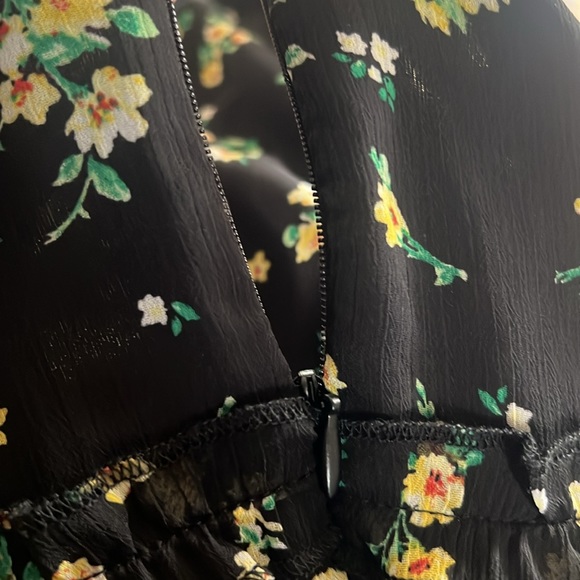 NWT NO BOUNDARIES DRESS …….348 - Picture 10 of 10